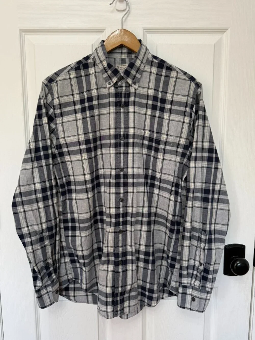J.Crew Mens Plaid Button Down Shirt 100% Cotton Navy Gray Medium